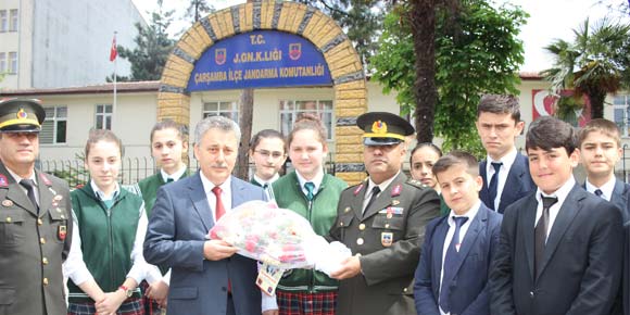 Ortaokul Öğrencileri’nden  Jandarma’ya ziyaret