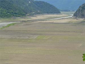 Baraj Seviyesi Düştü, Balık Tutulan Alanlar Tarla Oldu