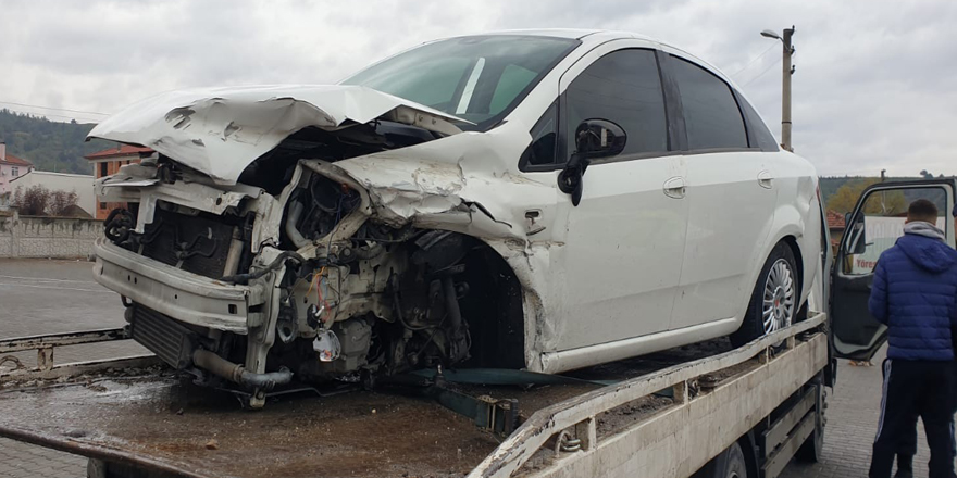 Tosya'da trafik kazası: 5 yaralı