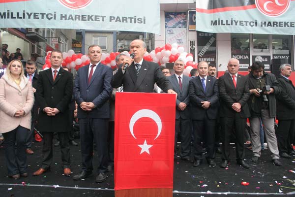 DEVLET BAHÇELİ ÇARŞAMBADA HALKA SESLENDİ... 1