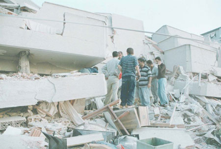 17 Ağustos depreminin üzerinden 16 yıl geçti! 6