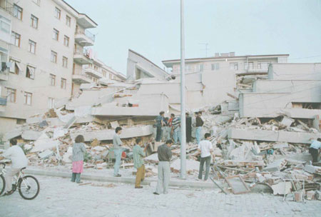 17 Ağustos depreminin üzerinden 16 yıl geçti! 7