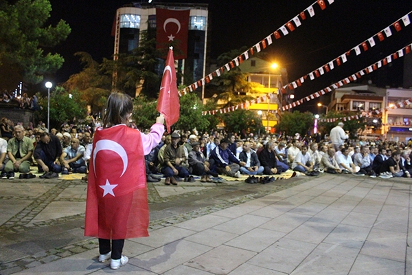 ÇARŞAMBA'DA 15 TEMMUZ 4