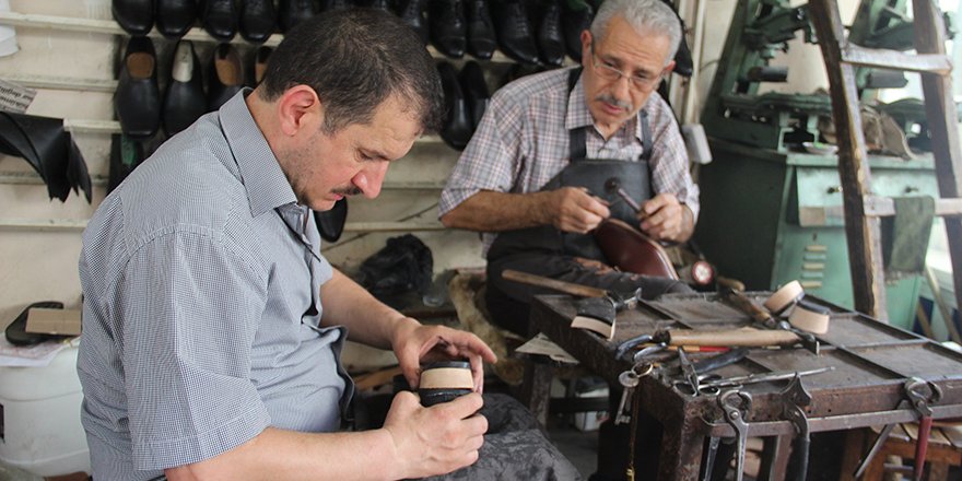 Ünlülerin giydiği yumurta topuk ayakkabı hala revaçta