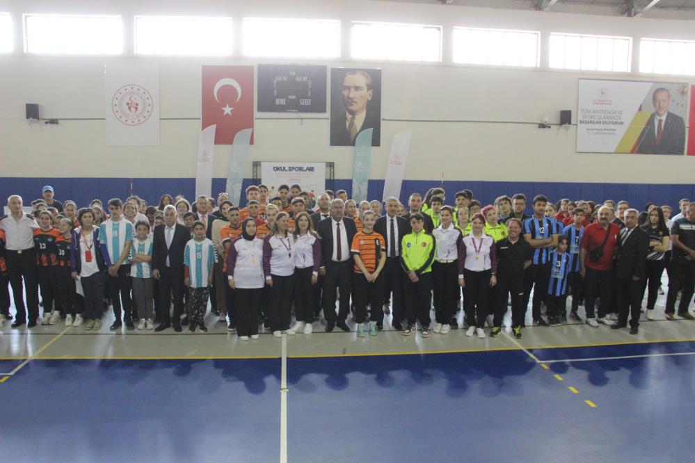 Bedensel Engelliler Oturarak Voleybol Türkiye Şampiyonası, Karaman’da başladı