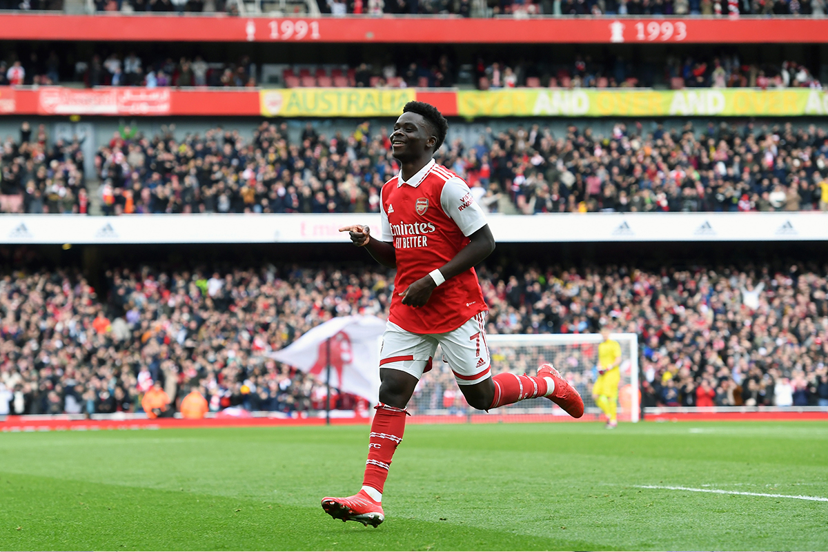 Arsenal, Bukayo Saka'nın sözleşmesini 2027'ye kadar uzattı