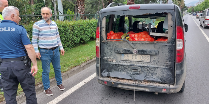 Samsun'da kamyonet hafif ticari araç ile çarpıştı: 1 yaralı