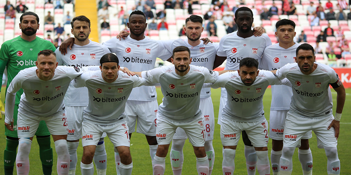 Sivasspor'da 9 futbolcunun sözleşmesi bitti