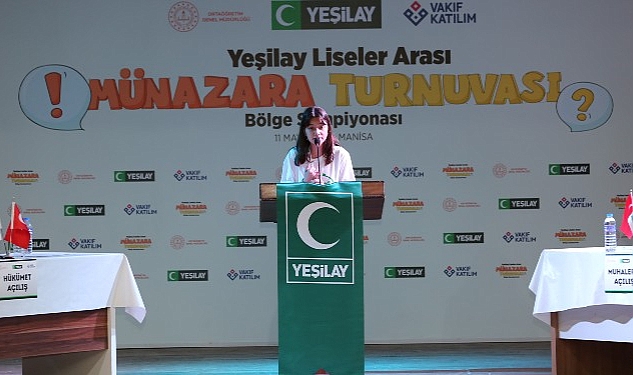 Yeşilay Liseler Arası Münazara Turnuvası Bölge Finali Trabzon'da yapıldı