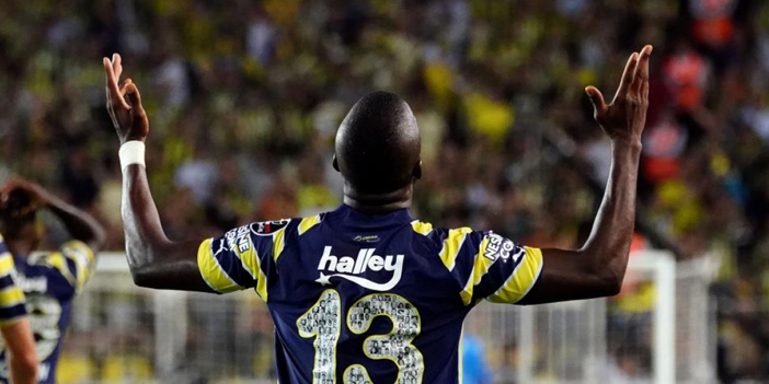 Enner Valencia resmen Fenerbahçe'den ayrıldı!