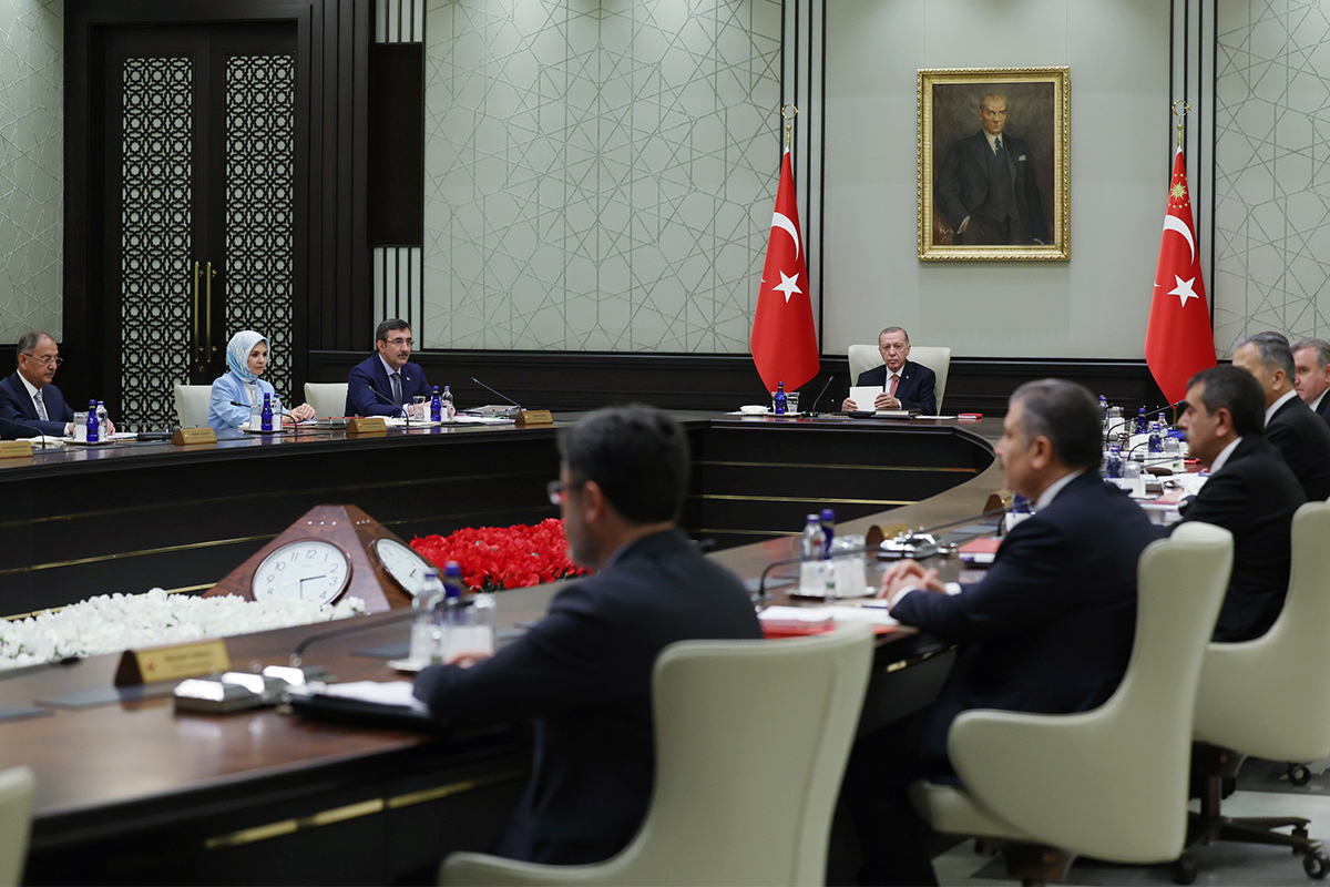 Kabine Toplantısı Cumhurbaşkanı Erdoğan'ın katılımıyla başladı