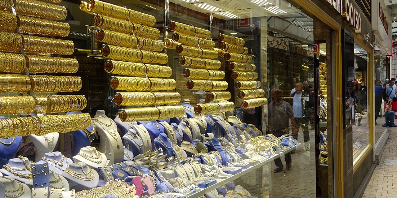 Gram altında yükseliş trendi sürüyor, yatırımcılara sabırla beklemeleri tavsiye ediliyor