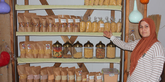 Samsun'da bir araya gelerek kooperatif kuran 10 kadın, organik ürün satıyor