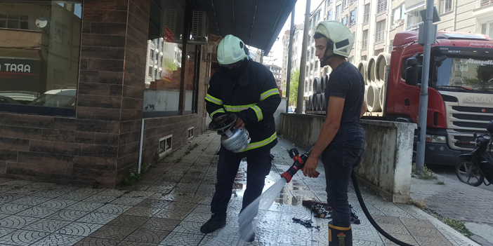 Tutuşan piknik tüpünü 4. kattan aşağı attı