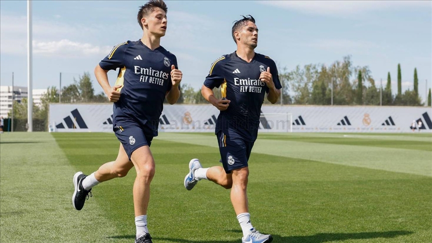 Arda Güler, Real Madrid antrenmanlarındaki futboluyla övgü alıyor