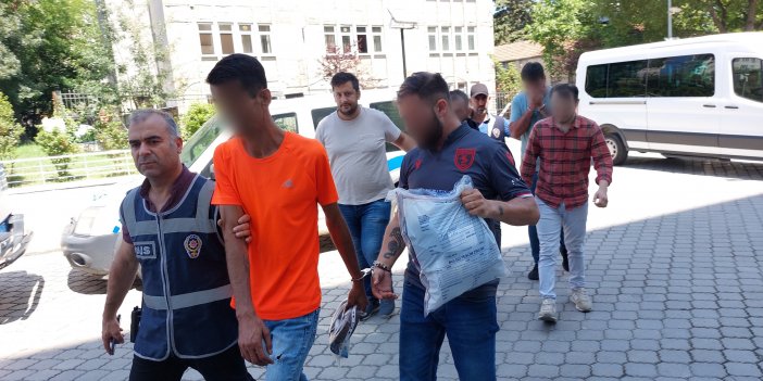 Samsun'da aranan şahıslara operasyon: 23 gözaltı