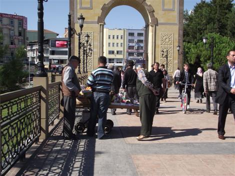 Bisikletli ve Seyyar Satıcılara Tepki