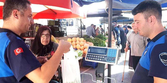 Canik’te pazar tartıları denetlendi