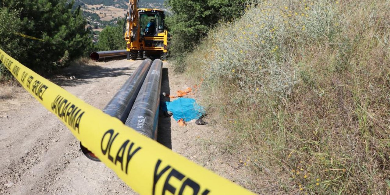 Samsun'da 2 işçi, tonlarca borunun altında hayatını kaybetti