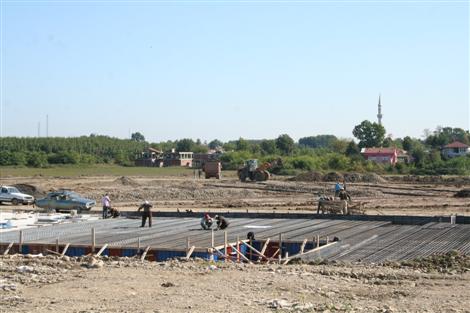 Yeni stadyumda temel çalışması başladı