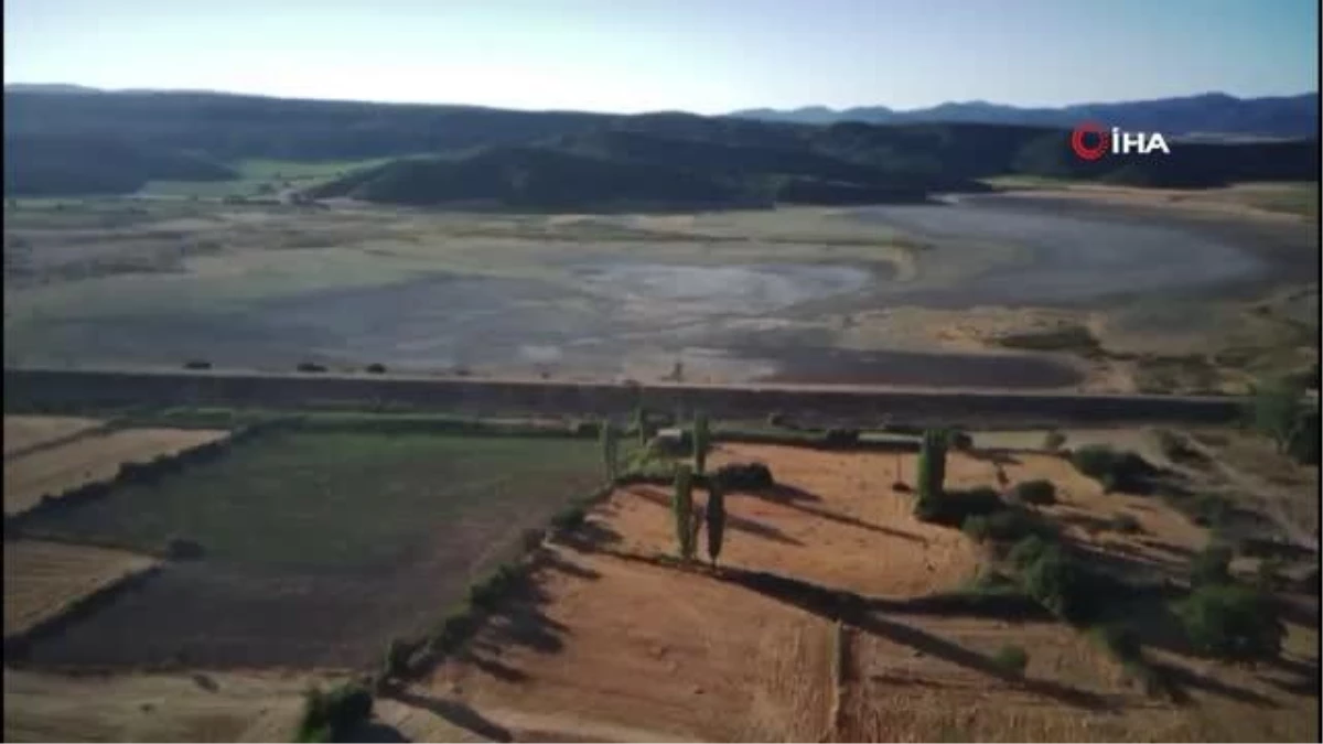 Çanakkale’de Kumköy Barajı tamamen kurudu