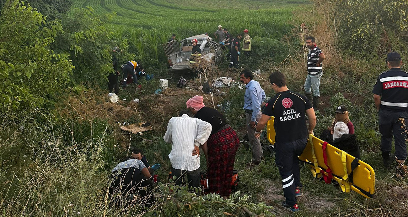 Karacabey’de feci kaza: 3 ölü, 11 yaralı