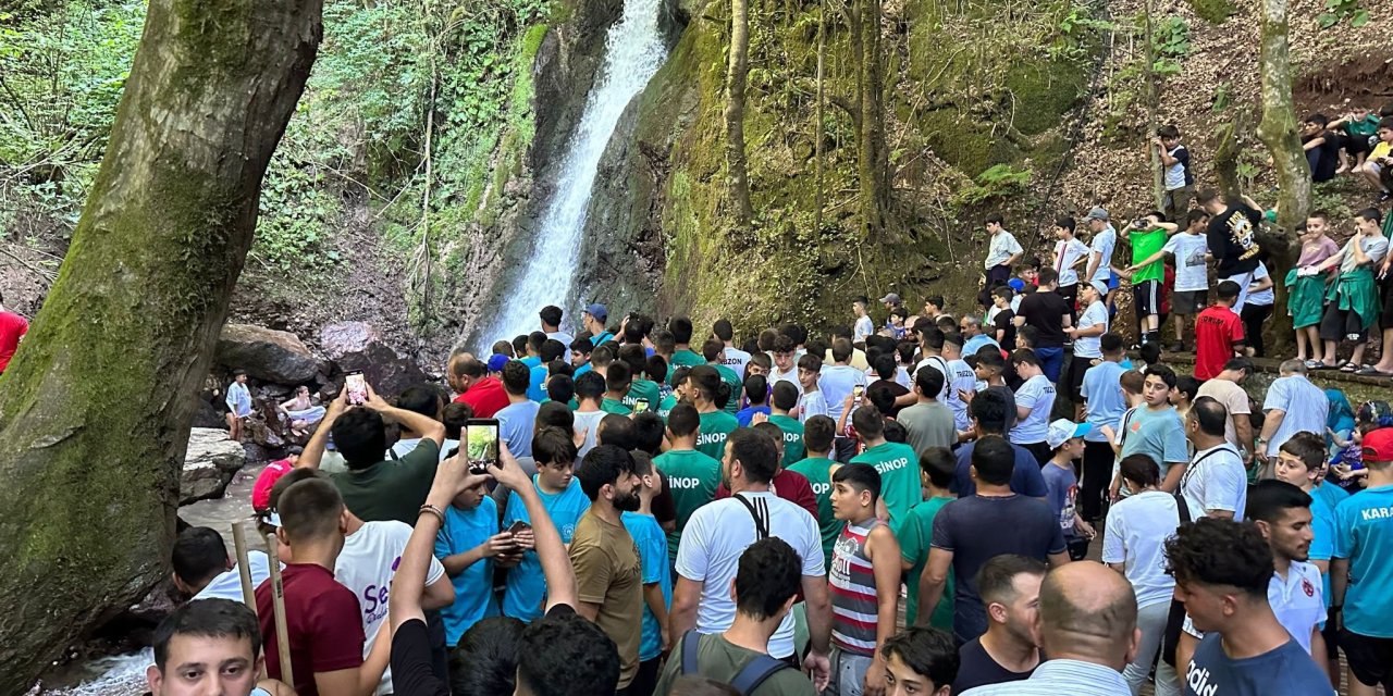 Güreş için geldiler kültür turu yaptılar