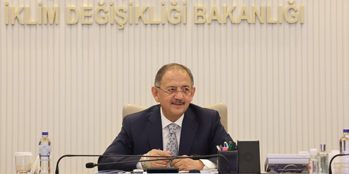 Bakan Özhaseki: Deprem bölgesinde 180 bin konutumuzun ihalesini tamamlayarak çalışmalara başladık