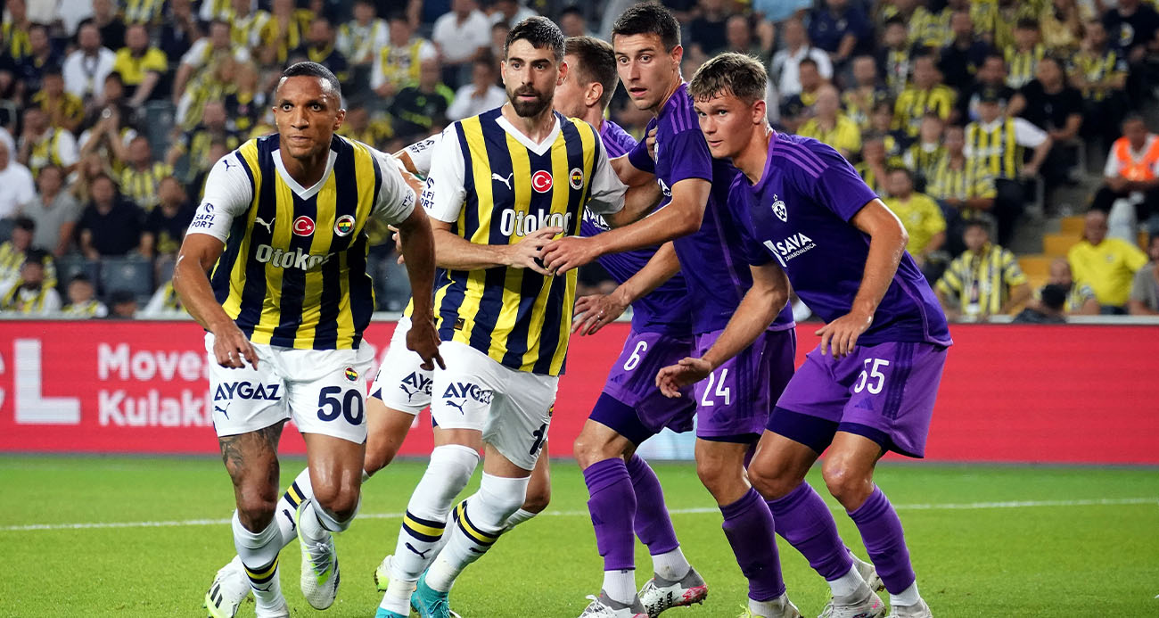 Fenerbahçe evinde rahat kazandı! Tur kapısı aralandı