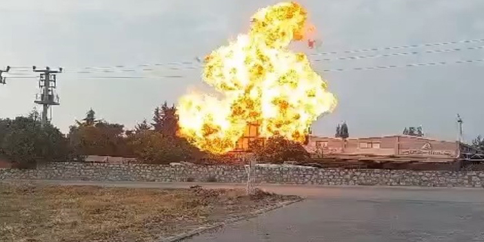 Bursa’da mobilya fabrikasının santrali bomba gibi patladı.. O anlar kamerada