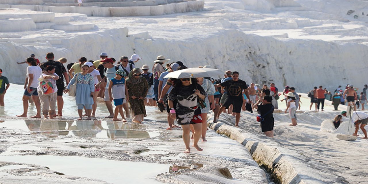 Pamukkale, seyahat yasaklarının kalktığı Çin'den ziyaretçi bekliyor
