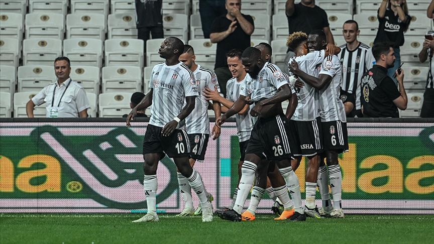 Beşiktaş'ın Dinamo Kiev maçı kamp kadrosu belli oldu