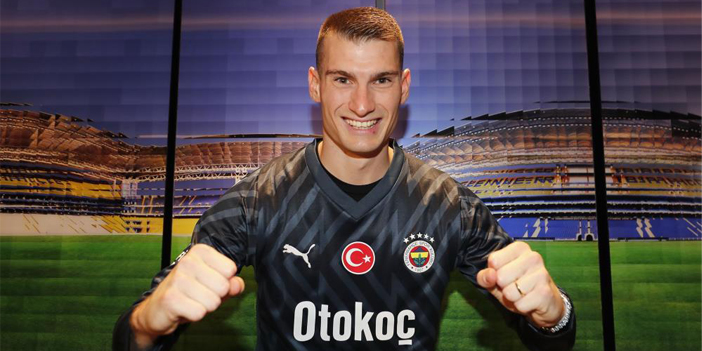 Fenerbahçe, Livakovic ile 5 yılık sözleşme imzaladı