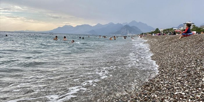 Deniz suyu sıcaklıklarındaki artış zararlı bakterilerin oluşumunu tetikliyor