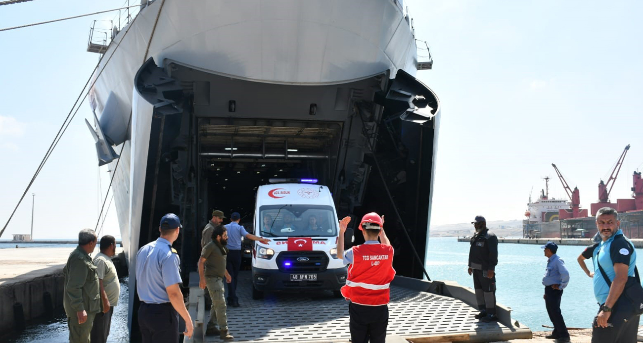 TCG Sancaktar ve TCG Bayraktar Libya'da