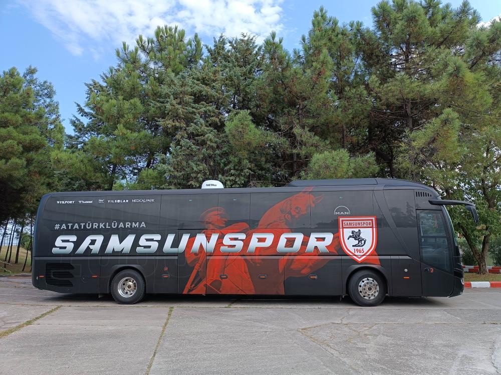 Samsunspor'un takım otobüsü sadece Bayern Münih ve Barcelona’da var