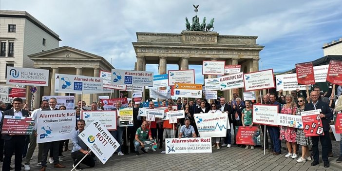 Almanya'da hastanelere daha fazla para verilmesi için gösteriler yapıldı