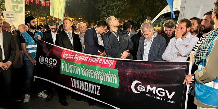Fatih’te yüzlerce kişi Filistin’e destek için bir araya geldi