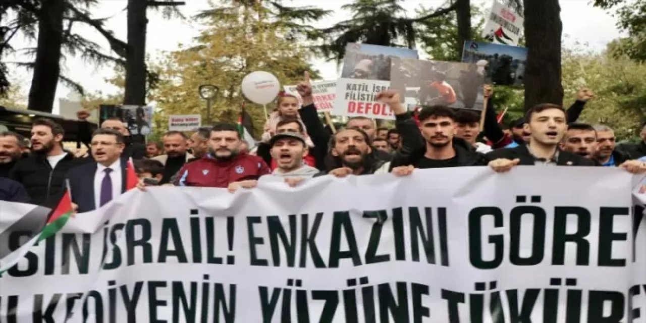 Trabzonspor taraftarlarından Filistin'e destek yürüyüşü