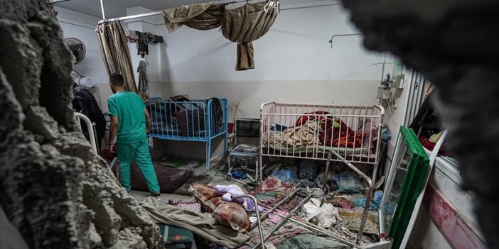 Gazze'deki hastaneler çökertildi