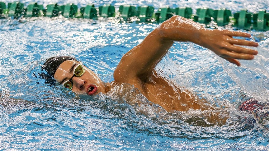 Rekortmen yüzücüler olimpiyata kulaç atıyor!