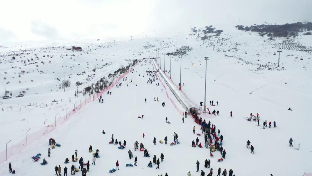 Kayak merkezi, vatandaşların ilgi odağı oldu