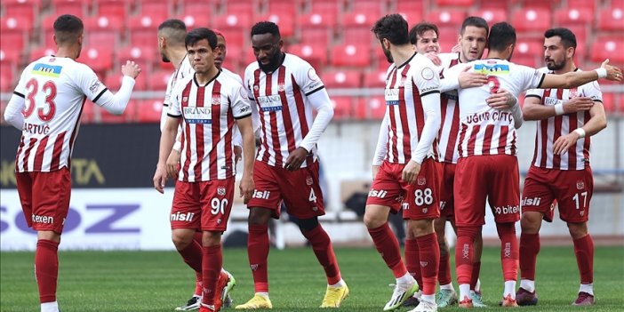 Sivasspor'un hedefi, ligi 50 puanın üzerinde tamamlamak