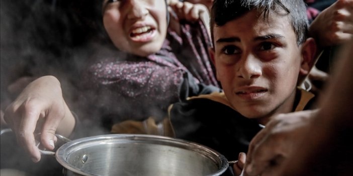 Gazze'de açlık ve susuzluk had safhada