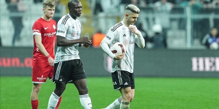 Beşiktaş sahasında Bitexen Antalyaspor'a kaybetti