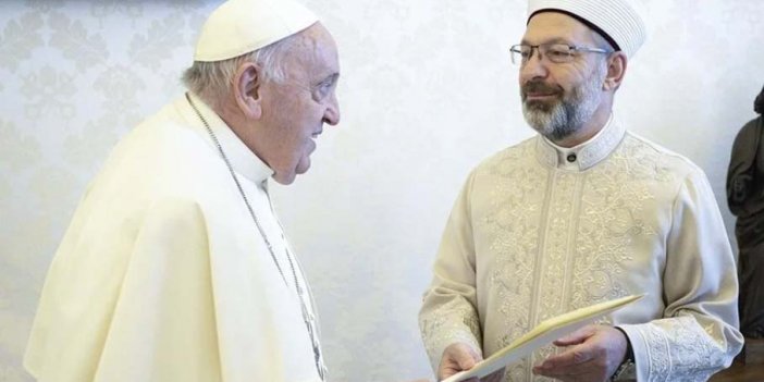 Erbaş ve Papa Franciscus Görüştü