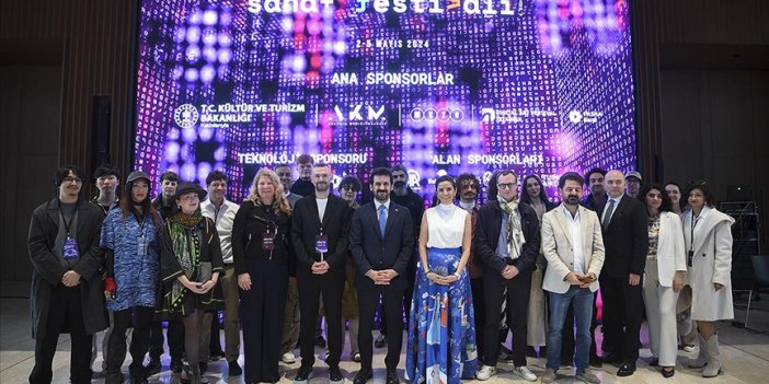 "4. İstanbul Dijital Sanat Festivali" AKM'de başladı