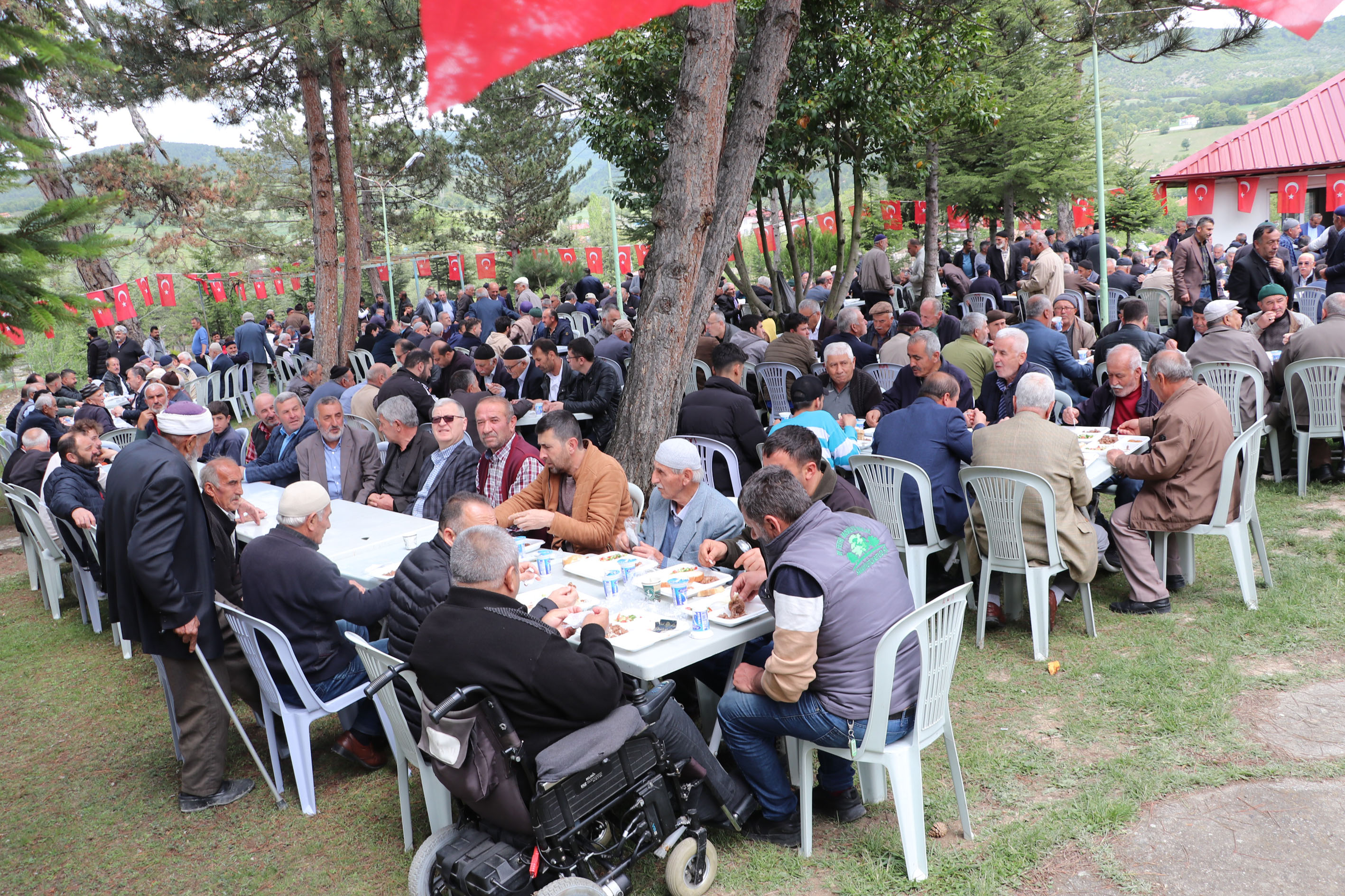 Çiftçiler "afat kurbanı" geleneğini sürdürüyor