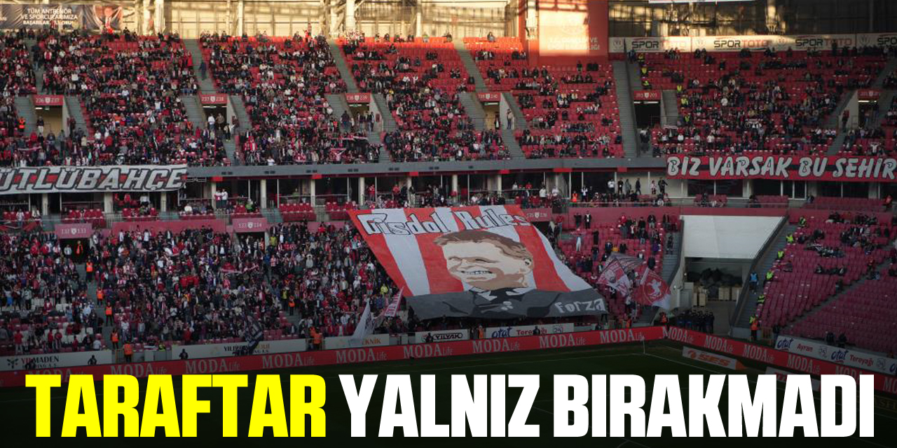 Samsunspor taraftarı, sahasında takımını yalnız bırakmadı