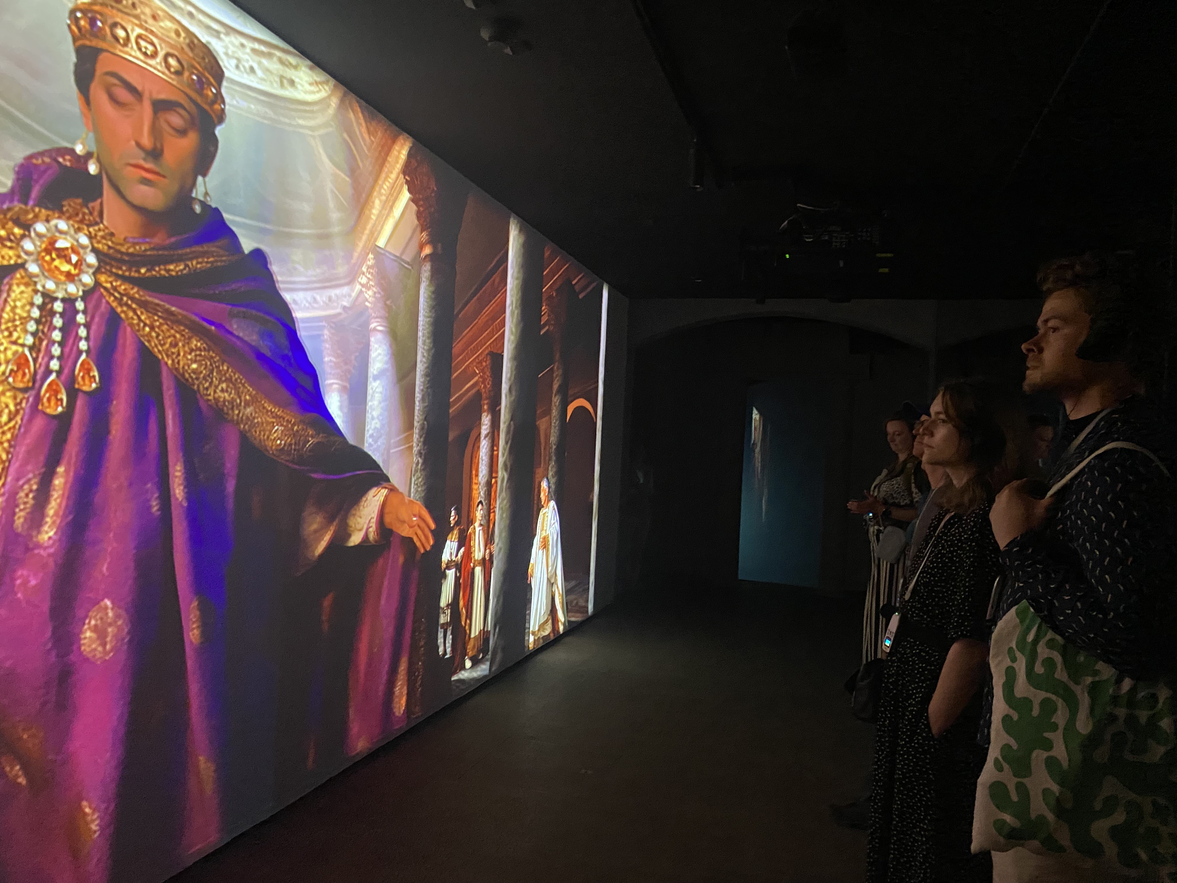 Ayasofya Tarih ve Deneyim Müzesi ziyaretçilerini ağırlamaya başladı
